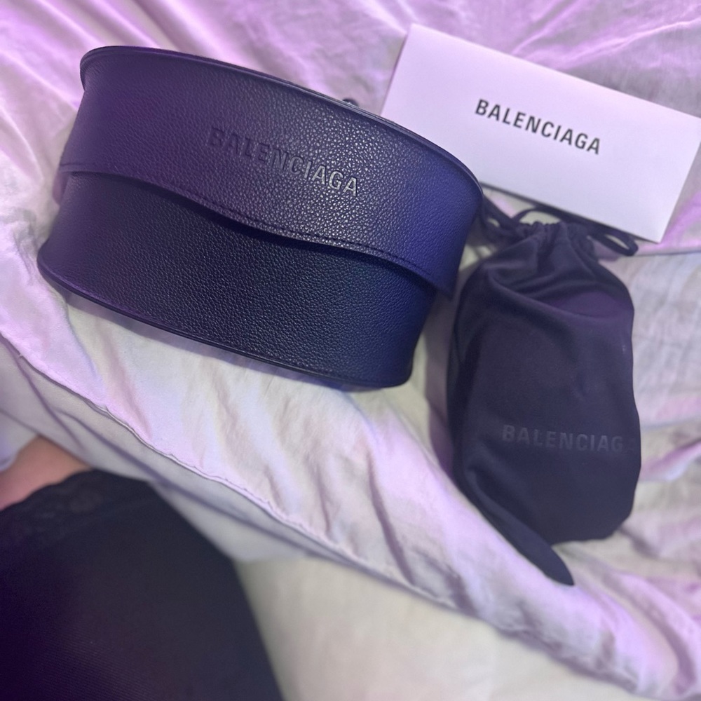 Balenciaga MASK BB0180S 001 Black Women
Sunglasses Shield
BALENCIAGA BB0180S